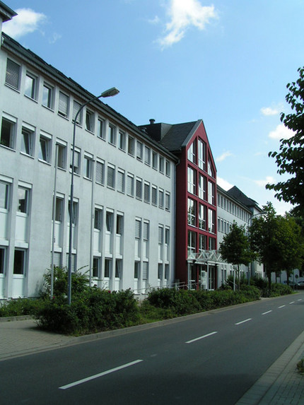Gebäudeansicht des LfF von der Behringstraße